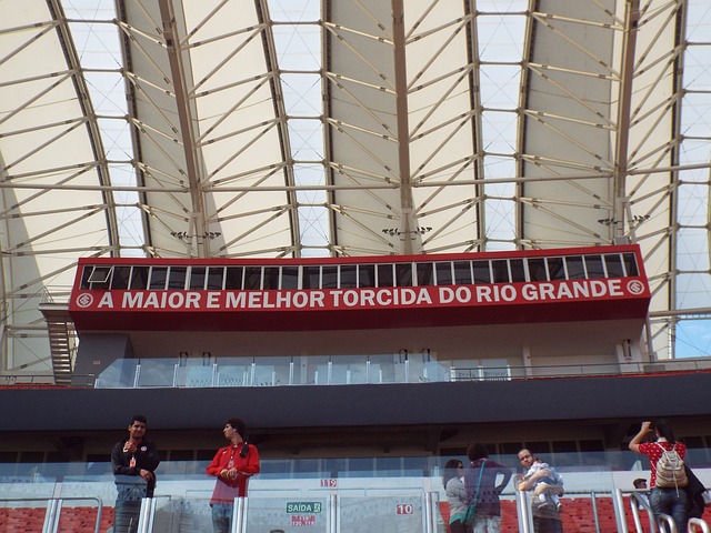 哈登随队出 哈登随队出