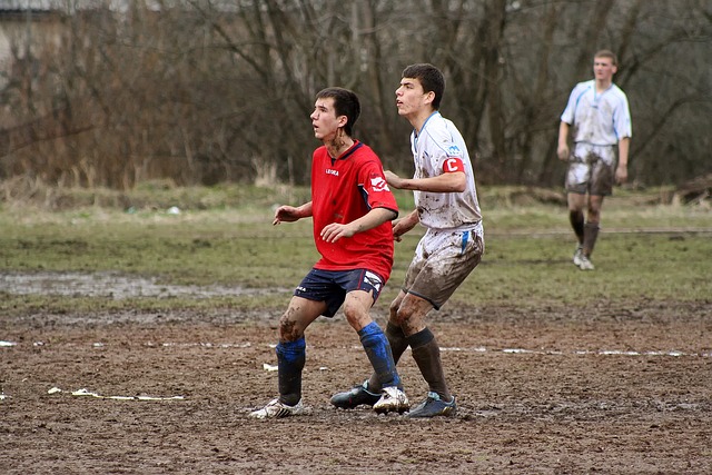 利馬賽季報銷+瓦拉內缺陣數周！騰哈格賽季末迎最大難題！曼聯陣中無中衛可用？.